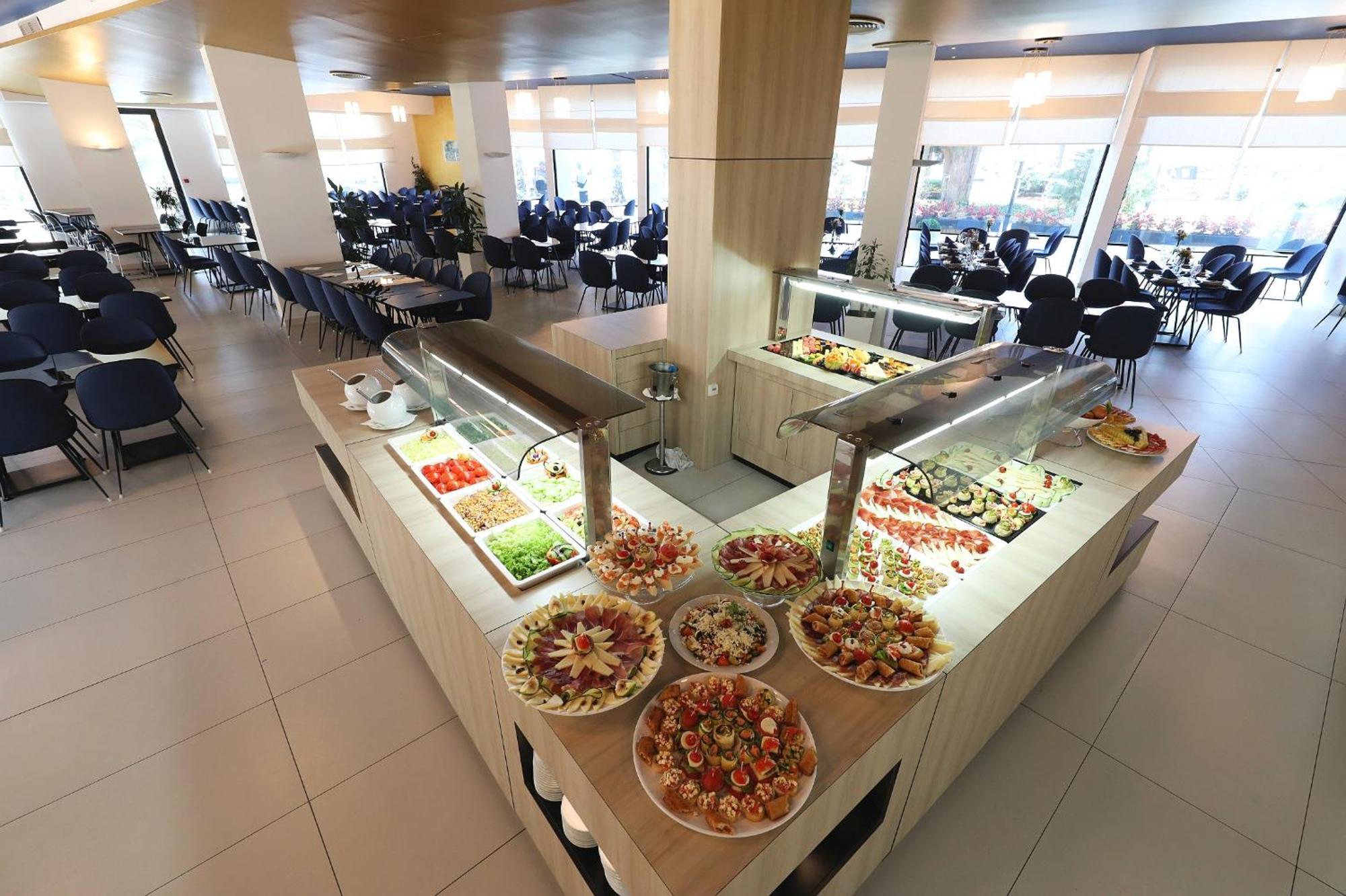 Ilirija Resort Hotel Ilirija Biograd Na Moru Ngoại thất bức ảnh